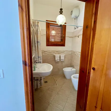 Vacanze Da Anna A Due Passi Dal Mare Lägenhet