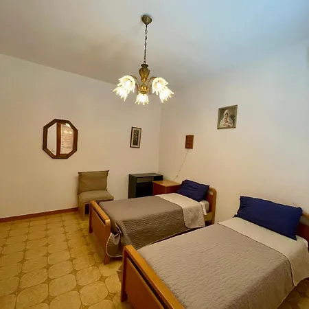 Appartamento Vacanze Da Anna A Due Passi Dal Mare